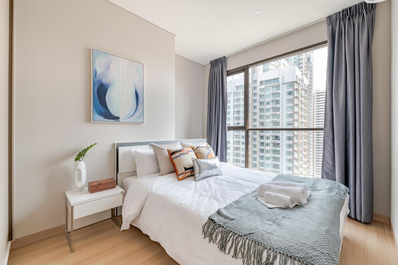 Lumpini Suite Phetchaburi-Makkasan Banguecoque Exterior foto