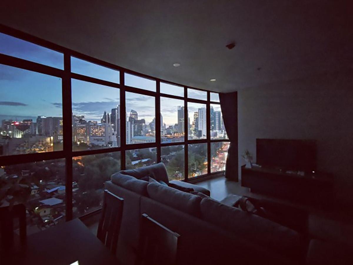 Lumpini Suite Phetchaburi-Makkasan Banguecoque Exterior foto
