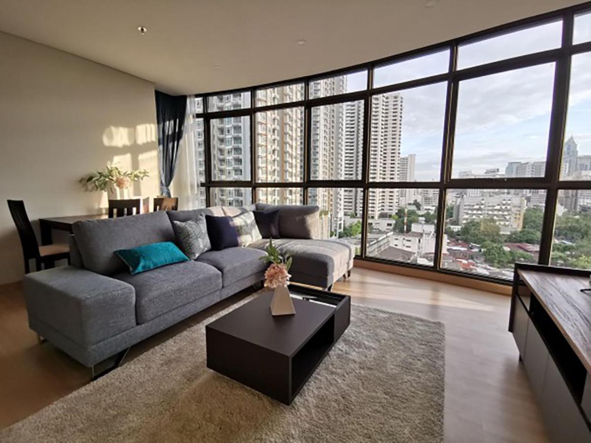 Lumpini Suite Phetchaburi-Makkasan Banguecoque Exterior foto