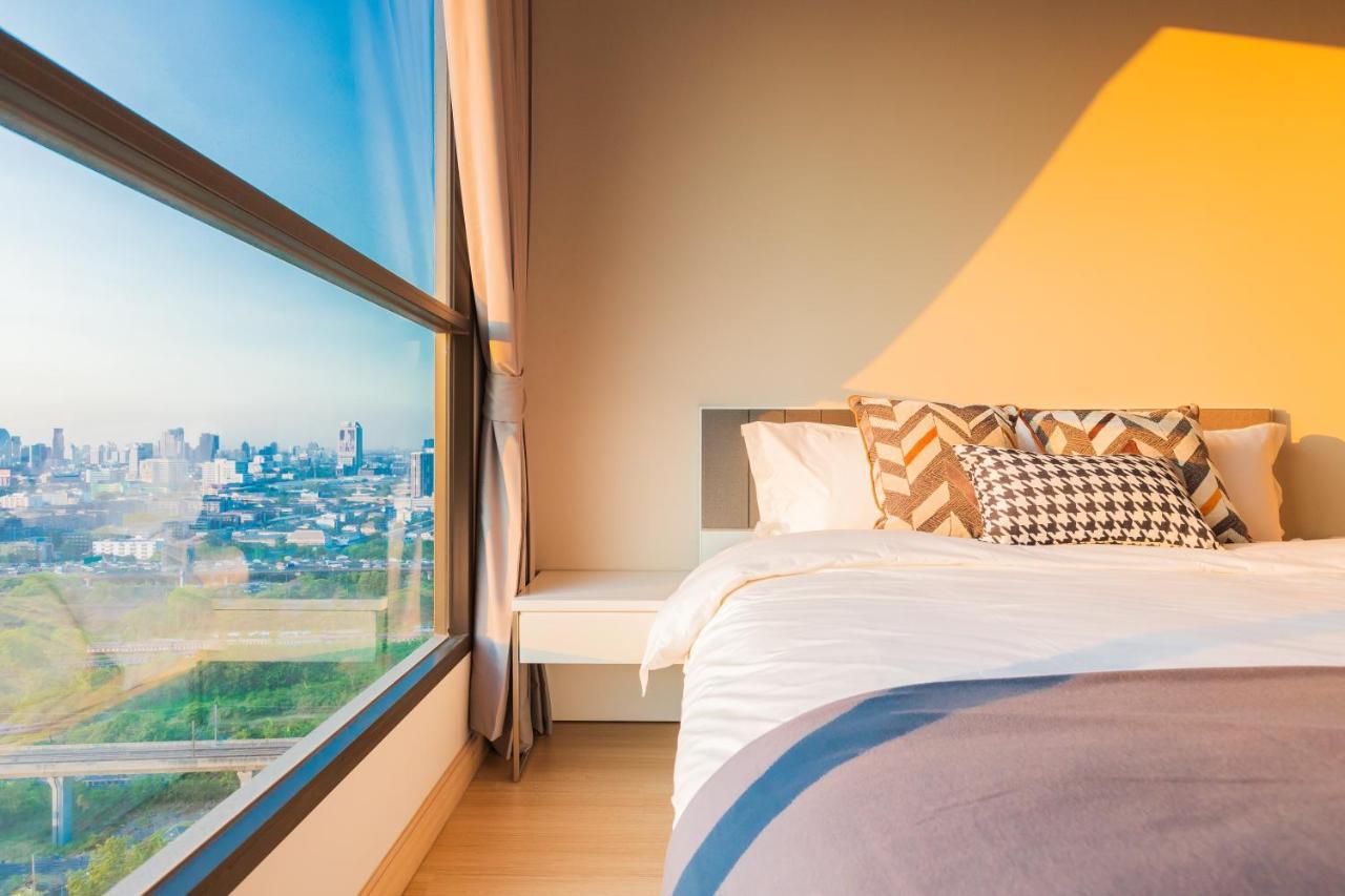 Lumpini Suite Phetchaburi-Makkasan Banguecoque Exterior foto